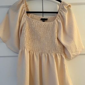 BOBEAU Smocked Flounce Sleeve Top - XS